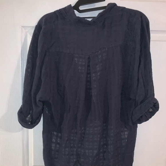 Shirt - Picture 2 of 3